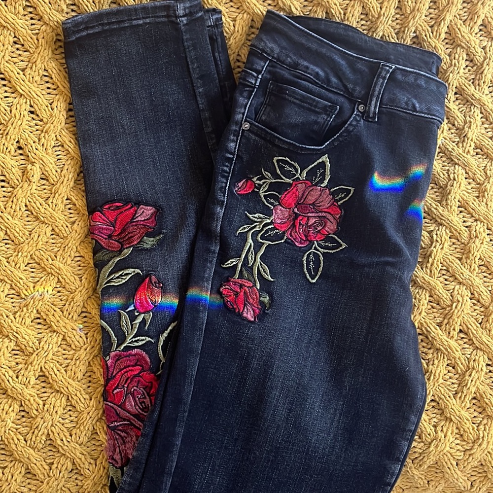 Aqua Rosita Mid Rise Skinny Jeans